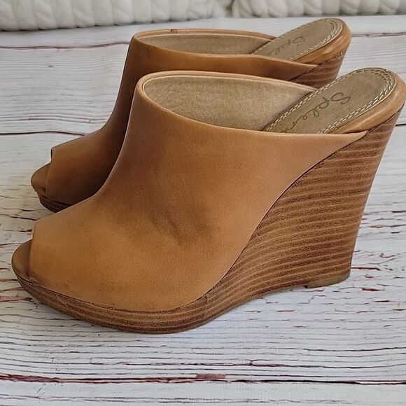 Splendid Tan Leather Slip On Wedges Size 7 - Picture 1 of 7